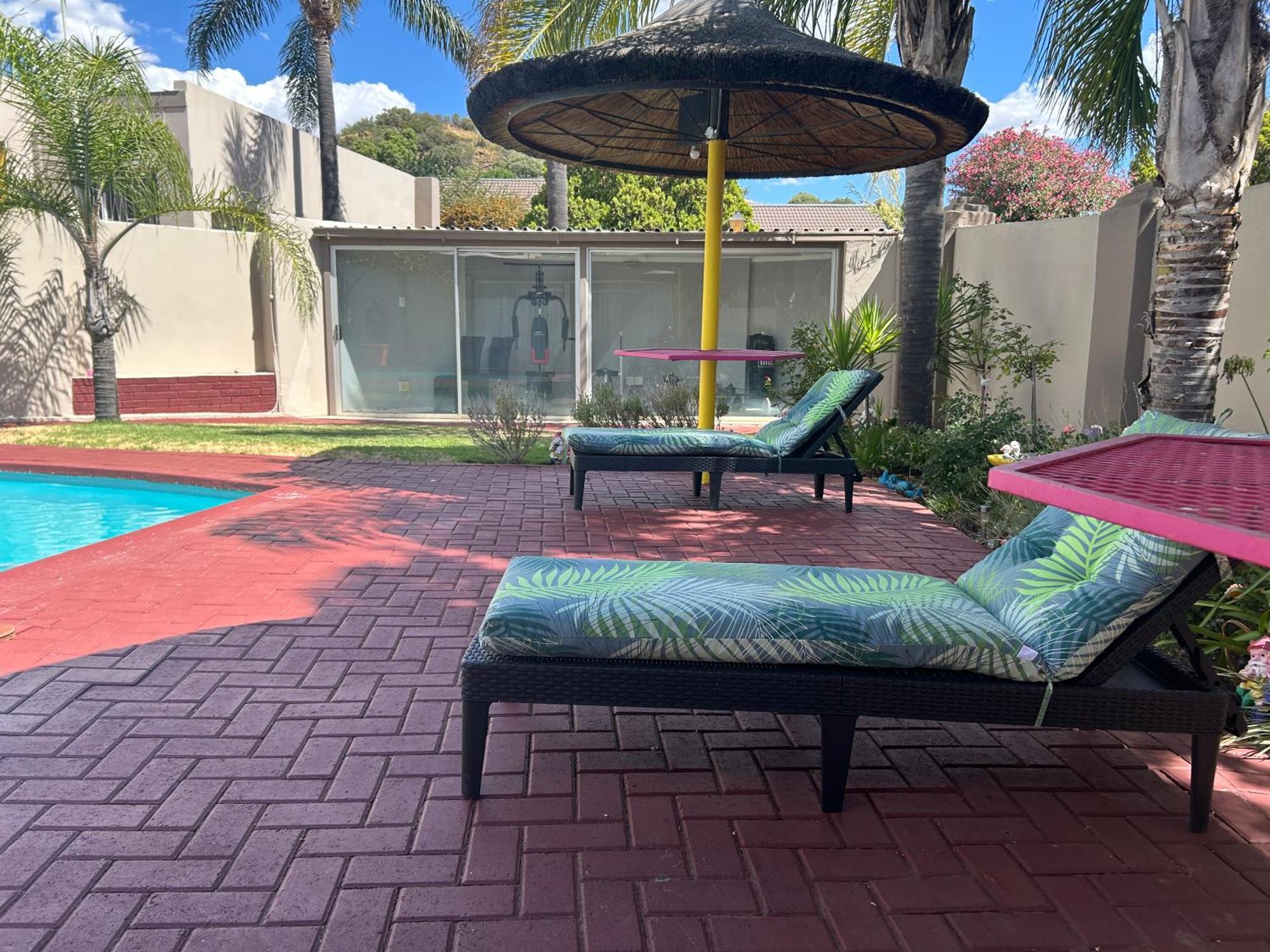 Sibella Guest House Bloemfontein Ngoại thất bức ảnh